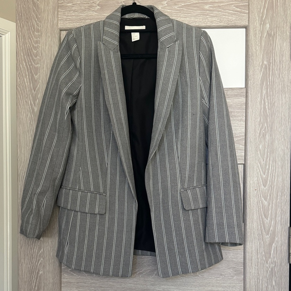 H&M Gray Pinstripe Blazer Women’s Tailored Oversized Office Siren Jacket